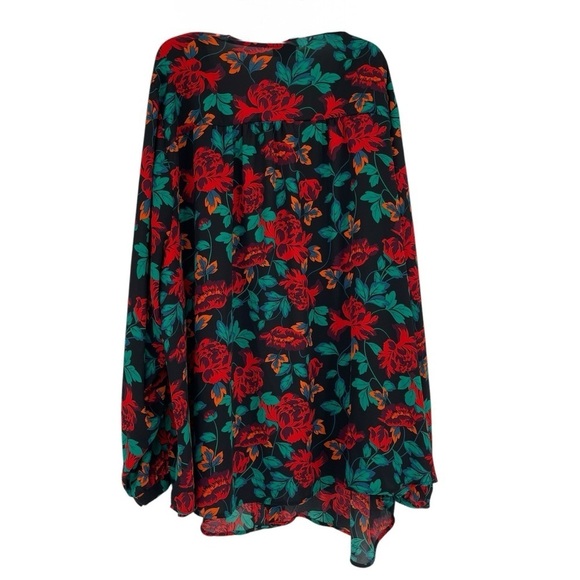Torrid Womens Floral Button Front Blouse Size 5x Georgette V Neck Pintucked - Picture 4 of 14